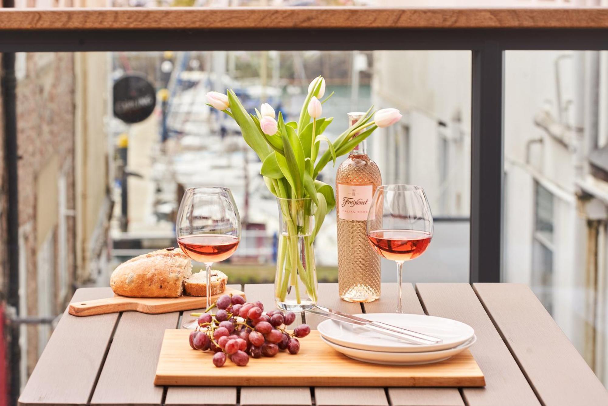 דירות Harbour Breeze - Contemporary Waterside Bolthole On Torquay'S Iconic Marina מראה חיצוני תמונה